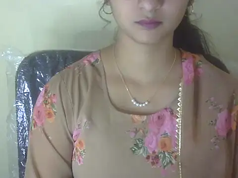 Snapshot of shimz_ chatting on November 14, 2025, 5:50 am shimz online show from November 14, 2025, 5:50 am