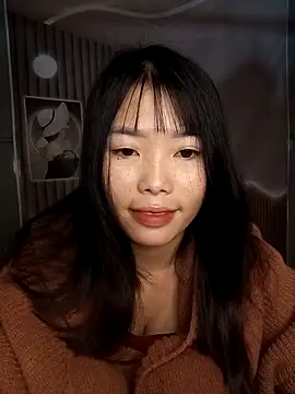 Fish yellow online show from November 4, 2025, 8:19 pm