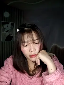 Fish yellow online show from December 17, 2025, 2:01 pm