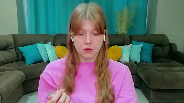 Snapshot of Stella_Light chatting on October 24, 2025, 11:28 am Stella Light online show from October 24, 2025, 11:28 am