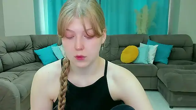 Snapshot of Stella_Light chatting on November 6, 2025, 11:22 am Stella Light online show from November 6, 2025, 11:22 am