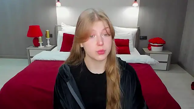 Snapshot of Stella_Light chatting on November 17, 2025, 4:29 am Stella Light online show from November 17, 2025, 4:29 am