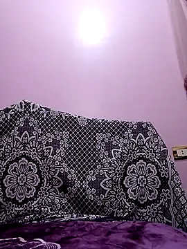 Snapshot of SandyAmr chatting on October 28, 2025, 7:23 am SandyAmr online show from October 28, 2025, 7:23 am