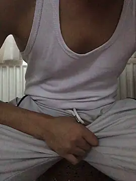 Snapshot of Axe-man_44 chatting on October 21, 2025, 2:51 pm Axe-man 44 online show from October 21, 2025, 2:51 pm