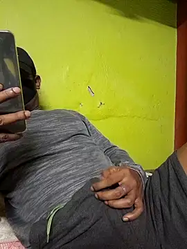 Snapshot of bindasbruno chatting on November 19, 2025, 8:20 pm bindasbruno online show from November 19, 2025, 8:20 pm