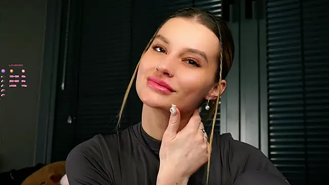 Snapshot of buvei chatting on January 11, 2026, 12:32 pm buvei online show from January 11, 2026, 12:32 pm