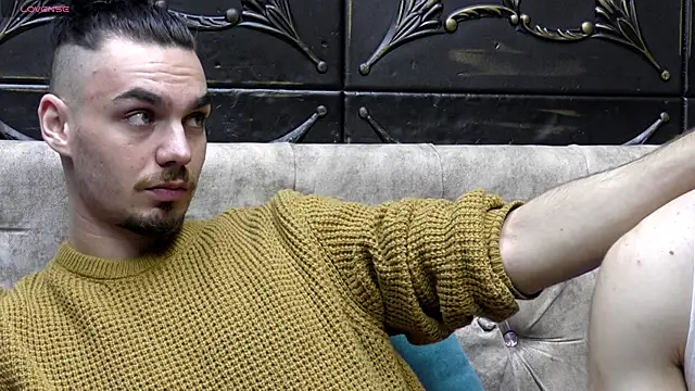 OceannHeart online show from November 23, 2025, 9:58 pm