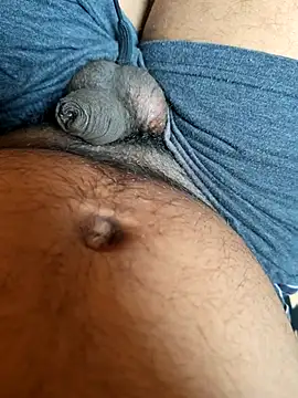 Snapshot of UNIT734 chatting on November 15, 2025, 7:05 am UNIT734 online show from November 15, 2025, 7:05 am