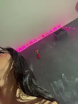 Snapshot of NikitaDragunXXX chatting on October 30, 2025, 3:52 am NikitaDragunXXX online show from October 30, 2025, 3:52 am