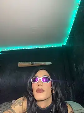 Snapshot of NikitaDragunXXX chatting on November 1, 2025, 12:23 am NikitaDragunXXX online show from November 1, 2025, 12:23 am