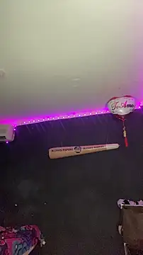 Snapshot of NikitaDragunXXX chatting on January 15, 2026, 2:27 am NikitaDragunXXX online show from January 15, 2026, 2:27 am