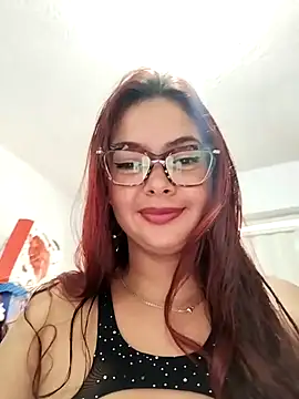 Snapshot of AfroditaSweet@xh chatting on October 21, 2025, 4:19 pm AfroditaSweetxh online show from October 21, 2025, 4:19 pm