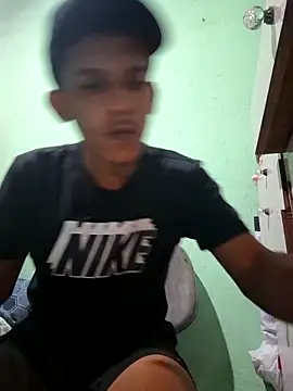 pretonovinho57 online show from November 1, 2025, 8:33 pm