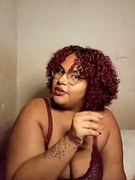 Snapshot of bigfatassmomy chatting on October 21, 2025, 2:01 am bigfatassmomy online show from October 21, 2025, 2:01 am