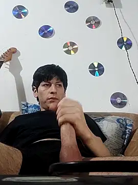 Snapshot of Carriata_larry chatting on February 5, 2026, 4:39 am Carriata larry online show from February 5, 2026, 4:39 am