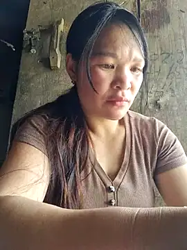 chipu06 online show from April 6, 2026, 5:08 am