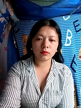 lisa-bae00 online show from March 5, 2026, 11:45 pm