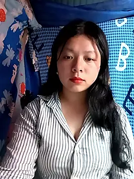 lisa-bae00 online show from March 22, 2026, 12:30 pm