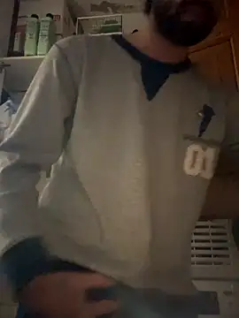 Snapshot of Paapii1098 chatting on November 11, 2025, 4:23 am Paapii1098 online show from November 11, 2025, 4:23 am