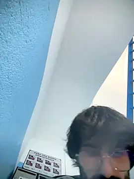 Snapshot of Paapii1098 chatting on December 5, 2025, 12:41 am Paapii1098 online show from December 5, 2025, 12:41 am