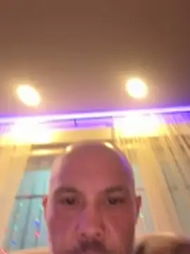 Snapshot of gitanoMad chatting on December 16, 2025, 10:04 pm gitanoMad online show from December 16, 2025, 10:04 pm