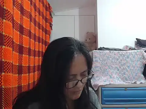 Kinkybela2025 online show from January 10, 2026, 10:25 pm