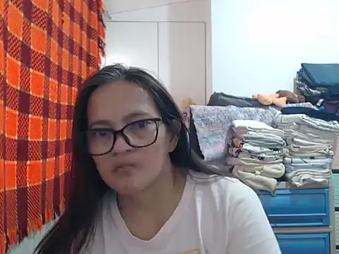 Kinkybela2025 online show from February 21, 2026, 5:19 am