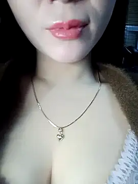 Snapshot of Family-Lovee chatting on January 10, 2026, 7:48 pm Family-Lovee online show from January 10, 2026, 7:48 pm