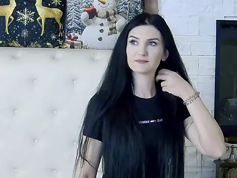 Snapshot of KendraNoir chatting on December 15, 2025, 6:28 am KendraNoir online show from December 15, 2025, 6:28 am