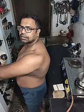 Snapshot of Siranjeevishiva chatting on December 4, 2025, 6:05 pm Siranjeevishiva online show from December 4, 2025, 6:05 pm