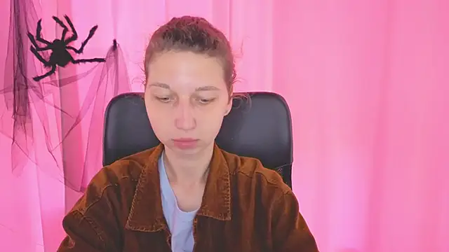 Snapshot of CuteEllii chatting on November 1, 2025, 10:50 am CuteEllii online show from November 1, 2025, 10:50 am