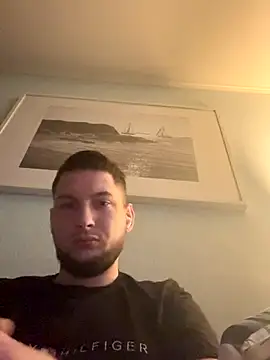 Snapshot of Pablo_benzoo chatting on October 20, 2025, 1:11 pm Pablo benzoo online show from October 20, 2025, 1:11 pm