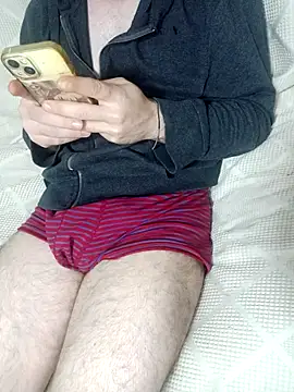 lazzzz09 online show from November 20, 2025, 2:06 pm