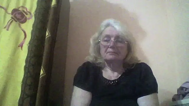 AmyLove353 online show from March 15, 2026, 9:32 pm