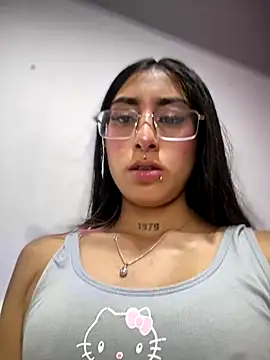 Violeet-Smith online show from October 24, 2025, 1:29 pm