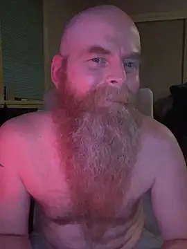 Snapshot of Macduckd chatting on February 9, 2026, 7:23 am Macduckd online show from February 9, 2026, 7:23 am