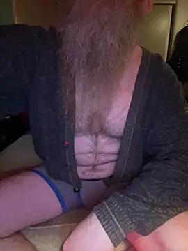 Snapshot of Macduckd chatting on March 9, 2026, 8:40 am Macduckd online show from March 9, 2026, 8:40 am