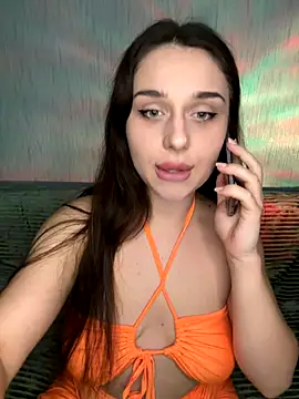 ScarletSi online show from December 19, 2025, 8:05 pm