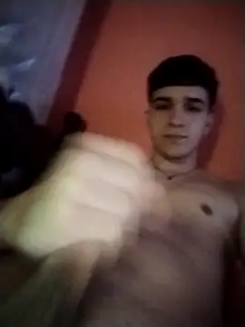 Snapshot of Danii2005 chatting on October 27, 2025, 1:37 pm Danii2005 online show from October 27, 2025, 1:37 pm