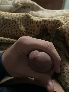 Snapshot of StrandedTrident chatting on February 9, 2026, 4:00 pm StrandedTrident online show from February 9, 2026, 4:00 pm