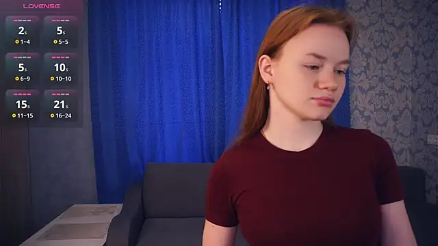 Snapshot of KarlynGow chatting on December 16, 2025, 7:24 am KarlynGow online show from December 16, 2025, 7:24 am