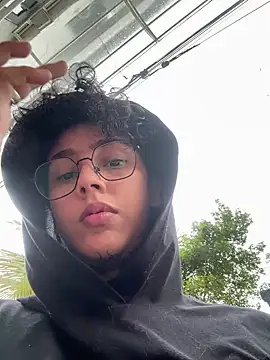 Abby Evanns1 online show from April 15, 2026, 4:14 pm