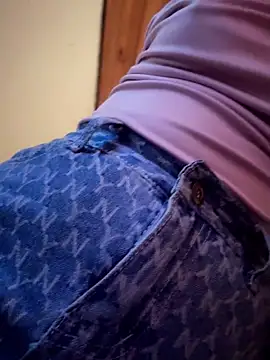 Snapshot of Talia_Bonet chatting on January 17, 2026, 1:49 pm Talia Bonet online show from January 17, 2026, 1:49 pm