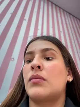 Snapshot of Talia_Bonet chatting on February 7, 2026, 5:27 pm Talia Bonet online show from February 7, 2026, 5:27 pm