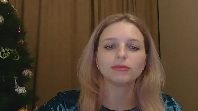 Snapshot of ElisSky301 chatting on December 18, 2025, 8:59 pm ElisSky301 online show from December 18, 2025, 8:59 pm