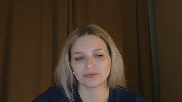 Snapshot of ElisSky301 chatting on January 17, 2026, 8:45 pm ElisSky301 online show from January 17, 2026, 8:45 pm