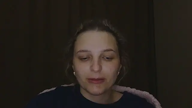 Snapshot of ElisSky301 chatting on January 18, 2026, 9:18 pm ElisSky301 online show from January 18, 2026, 9:18 pm