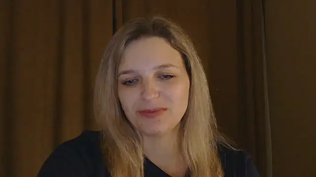 Snapshot of ElisSky301 chatting on February 11, 2026, 9:53 pm ElisSky301 online show from February 11, 2026, 9:53 pm