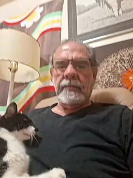 Snapshot of pena633 chatting on March 23, 2026, 9:57 am pena633 online show from March 23, 2026, 9:57 am