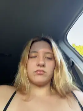 Snapshot of xoxokehlani chatting on July 13, 2026, 12:24 am xoxokehlani online show from July 13, 2026, 12:24 am